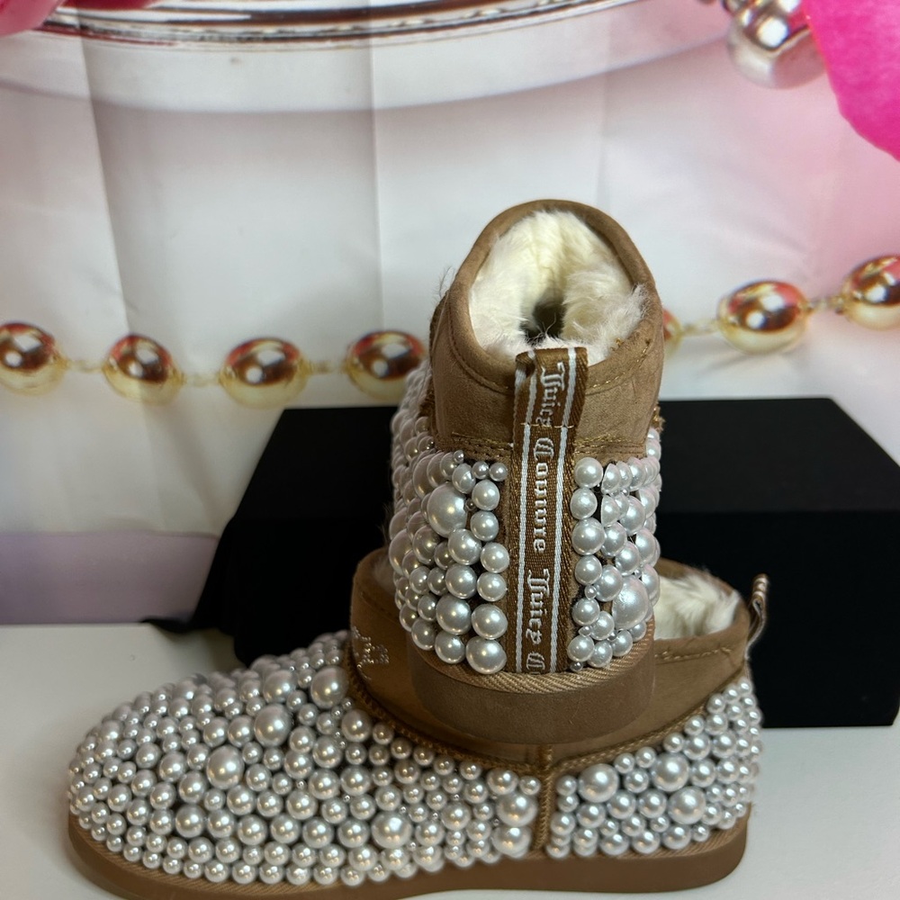 Juicy Couture Women's Pearl Embellished Tan Booties, Pre-loved. - Picture 4 of 6